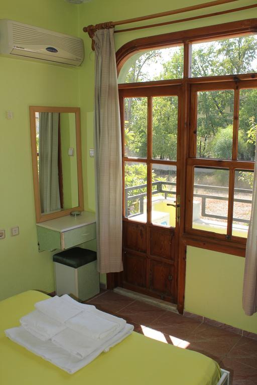 Flora Hotel كويجيز الغرفة الصورة