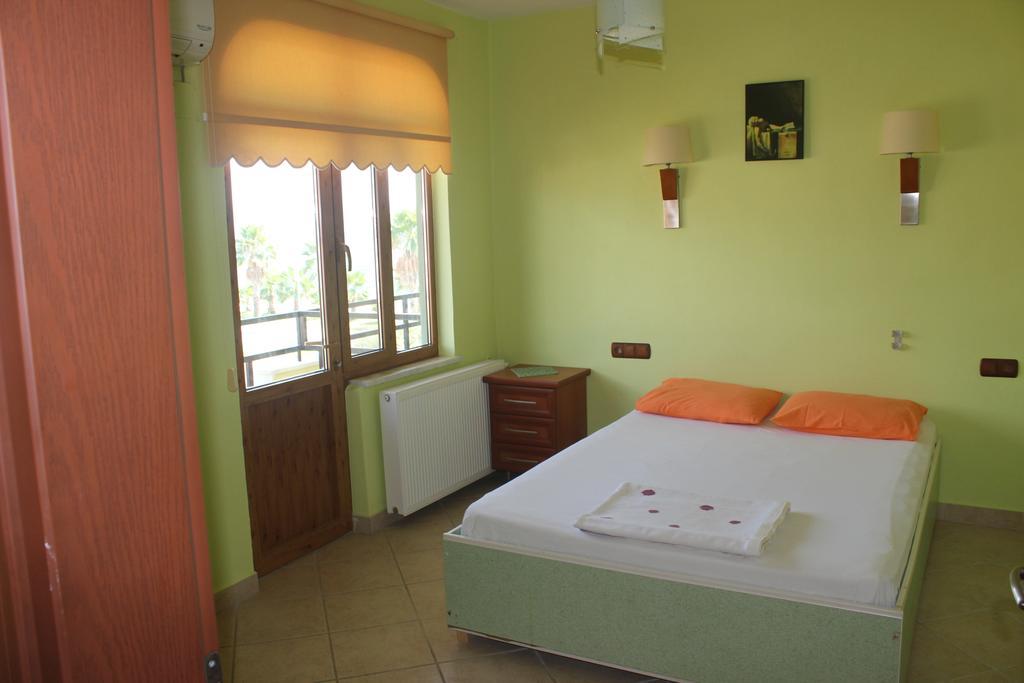 Flora Hotel كويجيز الغرفة الصورة